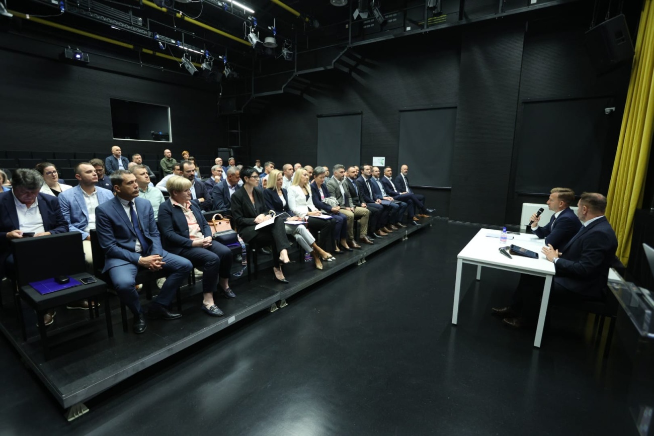 Održan prvi sastanak župana Bilavera s načelnicima i gradonačelnicima Zadarske županije