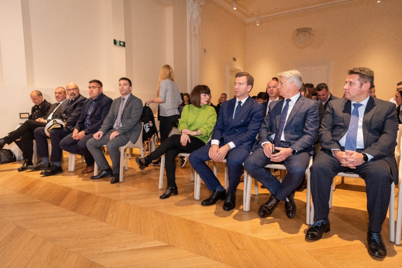 Župan čestitao Pomorskoj školi blagdan svetog Nikole