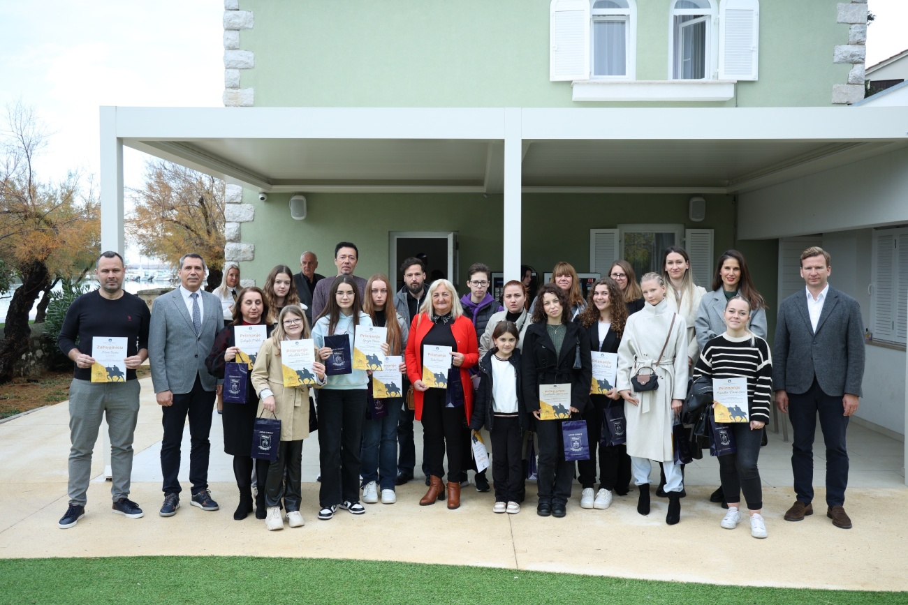 Svečana završnica školskog natječaja Zadarske županije povodom 1100. obljetnice Hrvatskog kraljevstva