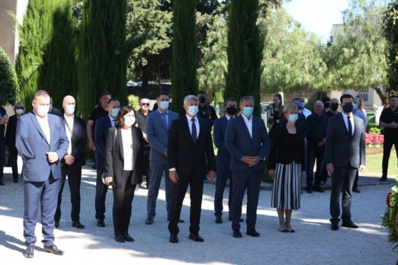 Položeni vijenci povodom Dana državnosti