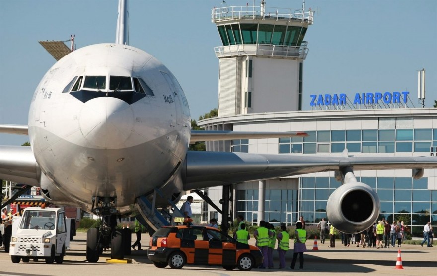 REKONSTRUKCIJA ZRAČNE LUKE I PRODULJENJE PISTE: U Zadar će slijetati zrakoplovi sa svih kontinenata, Kanada prva pokazala interes za direktne letove!