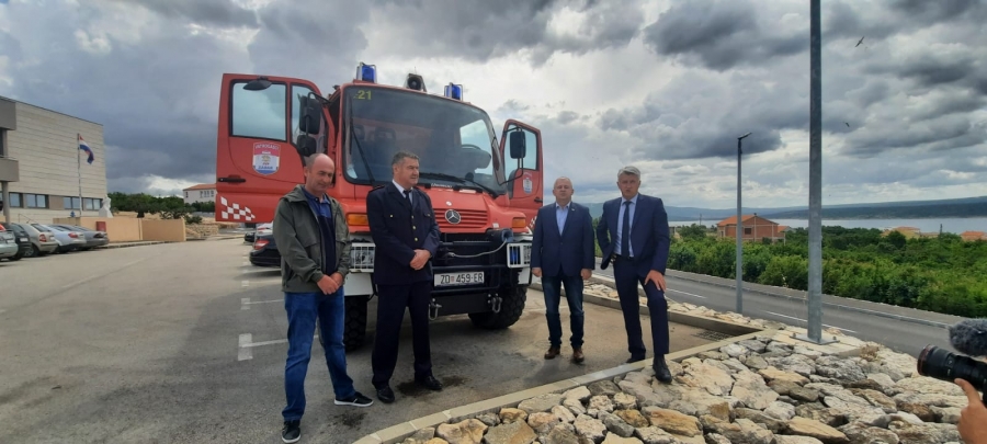 JVP Grada Zadra donirala vatrogasno vozilo DVD-u Jasenice