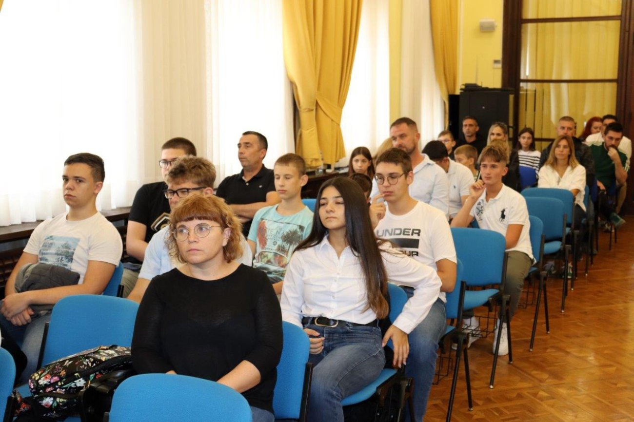 Daroviti učenici iz područja matematike kod župana: Prihvatili ste svoj talent i odlučili ga dodatno izbrusiti